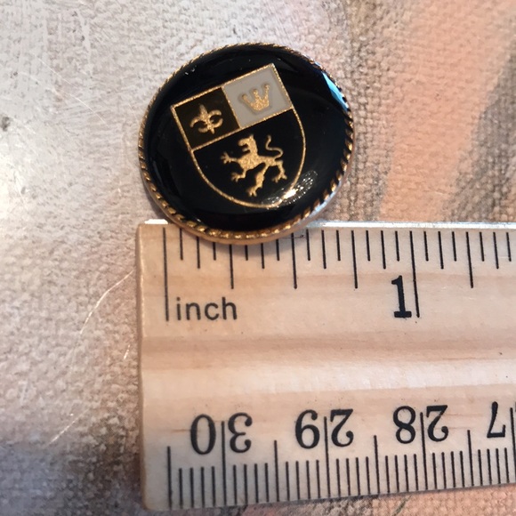 Blazer buttons - Picture 4 of 6